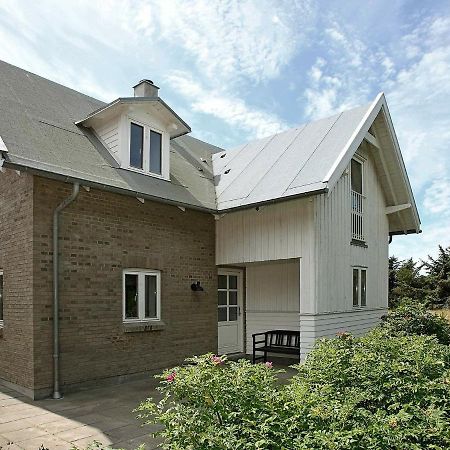 5 Person Holiday Home In Harbo Re Harboor Exterior photo